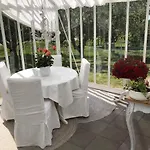 Susannes Bed & Breakfast Frebbenby
