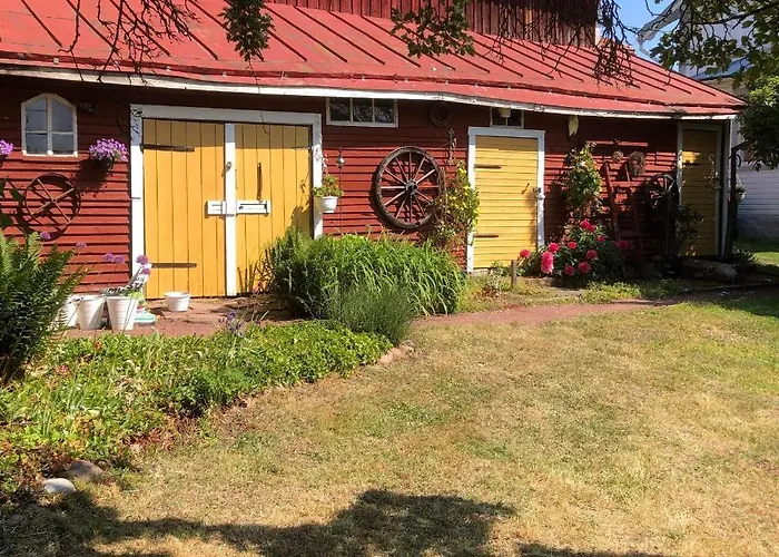 Susannes Bed & Breakfast Frebbenby